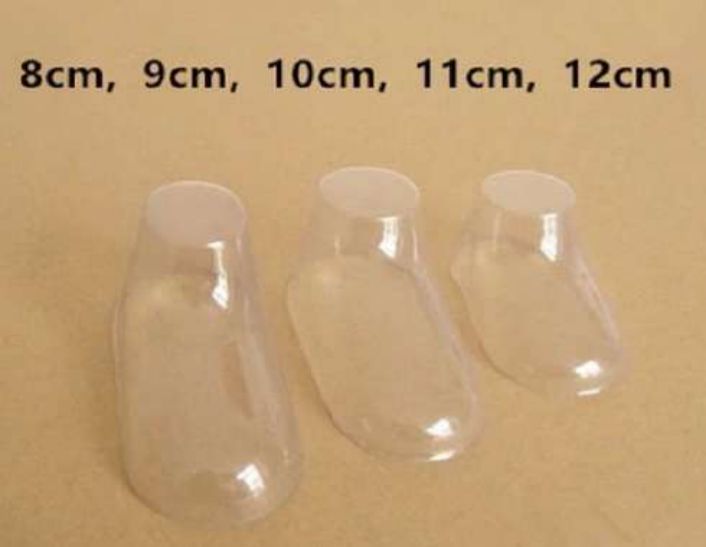 Clear plastic baby shoe forms in five sizes, from 8 cm to 12 cm